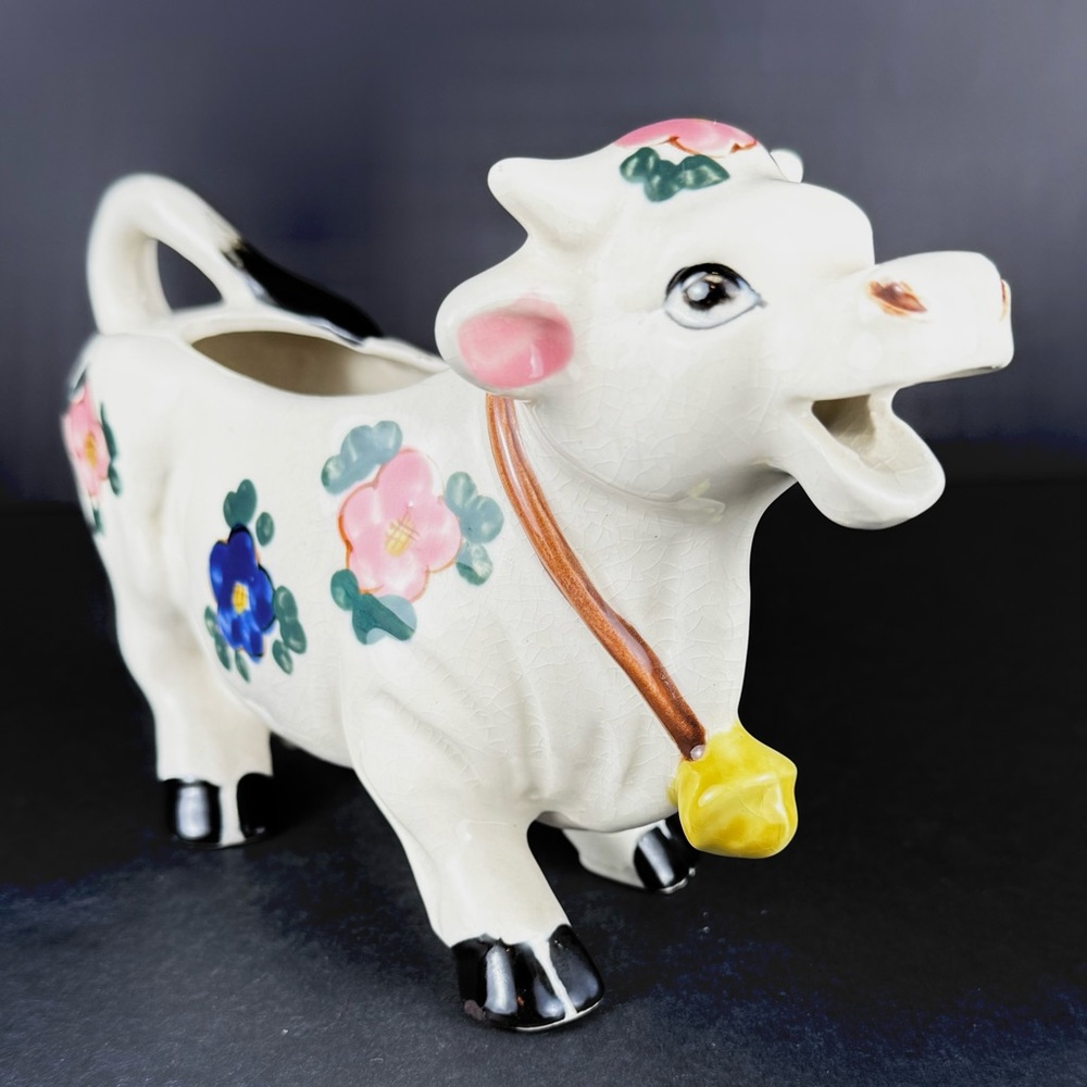 Vintage Anthropomorphic Happy Cow Pitcher Creamer Handpainted Flowers Made Japan